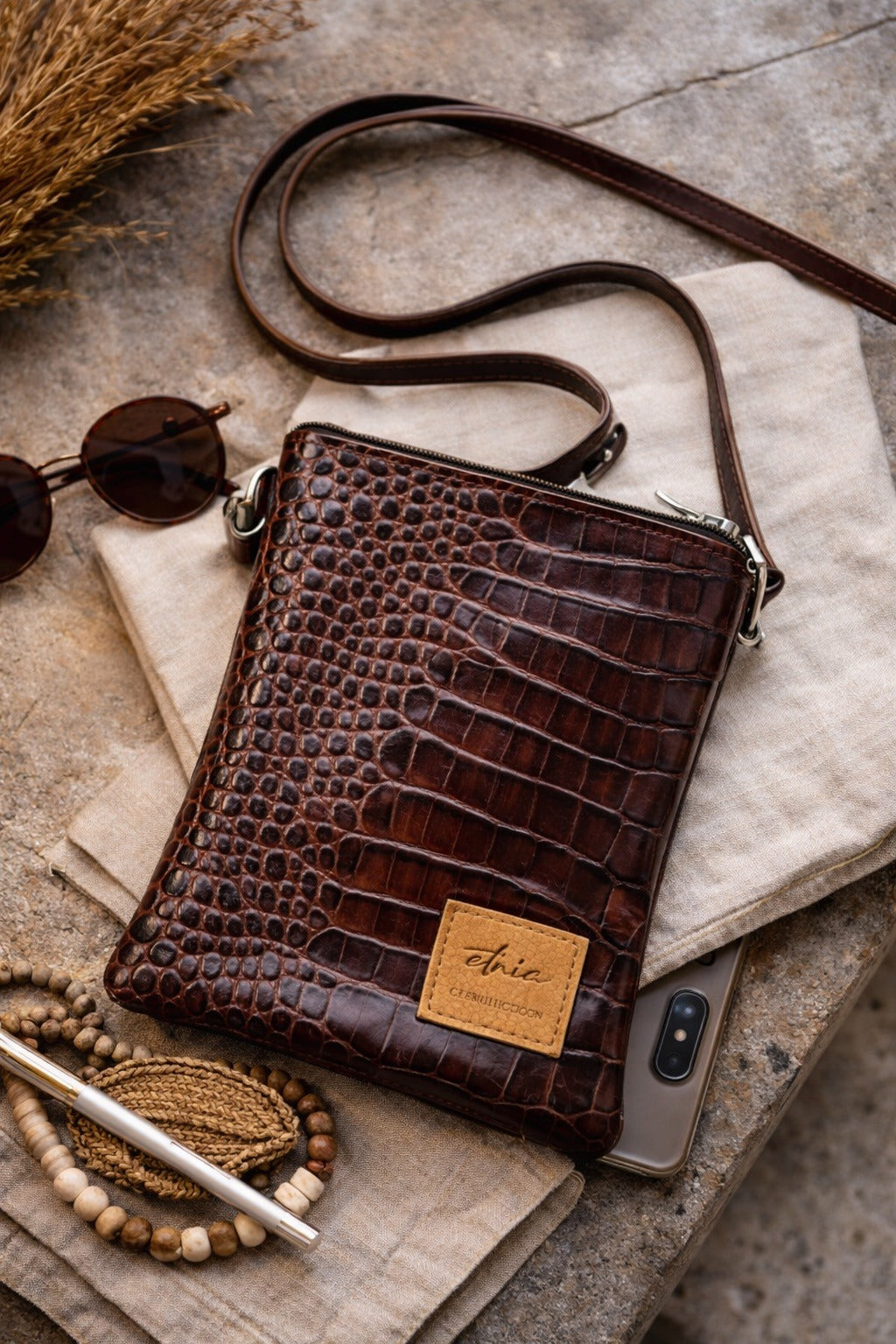 Pochette cuir – ETNIA Terra